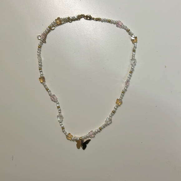 Butterfly pink and gold pearl necklace - Picture 1 of 2